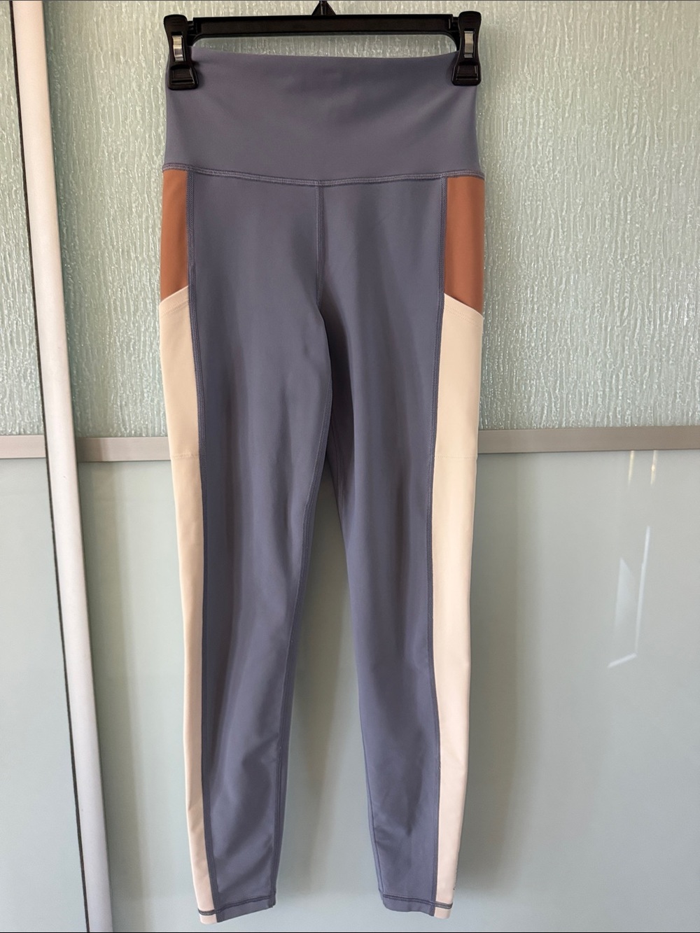 Thirdlove High-Waist Colorblock Leggings - Gray, Cream & Tan Sz S